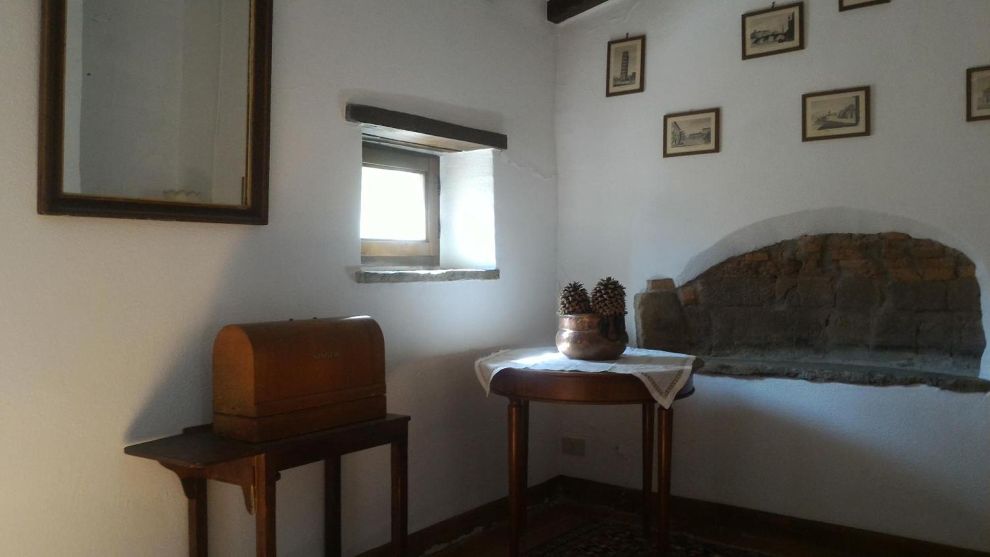 Villa La Nussa Capolona Habitación foto